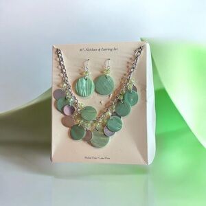 Green Shell Disc Necklace & Earring Set - Unbranded